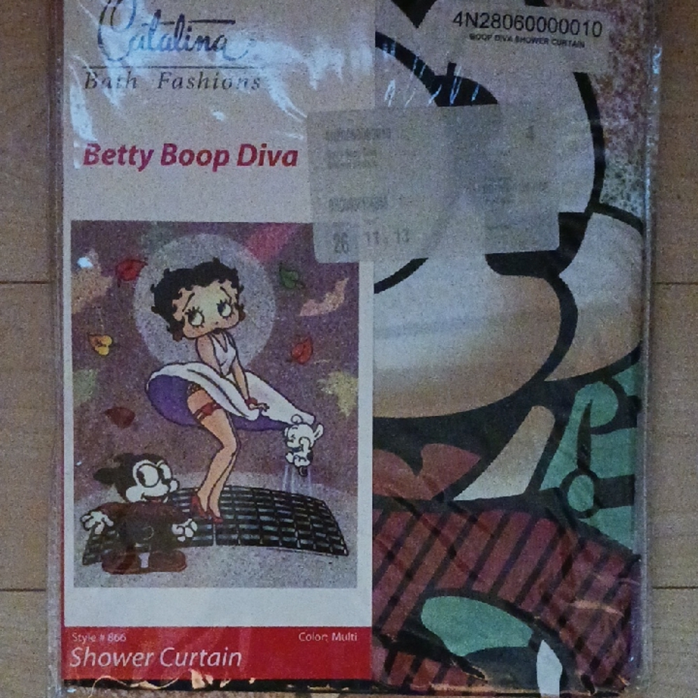 Betty Boop Diva Shower Curtain By Catalina Bath Fashions